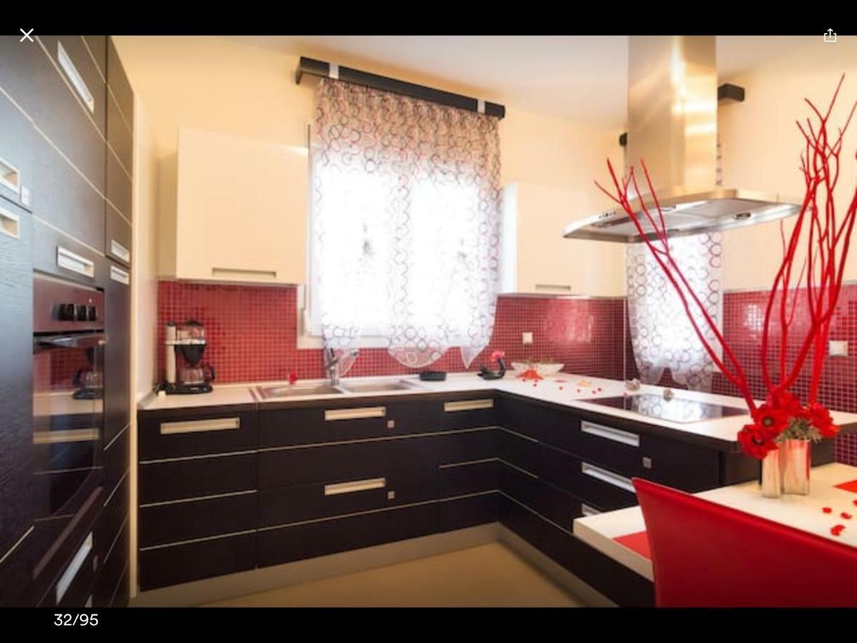 Artisti Elena Apartment ปาราเลียกาเตอรีนิส ภายนอก รูปภาพ