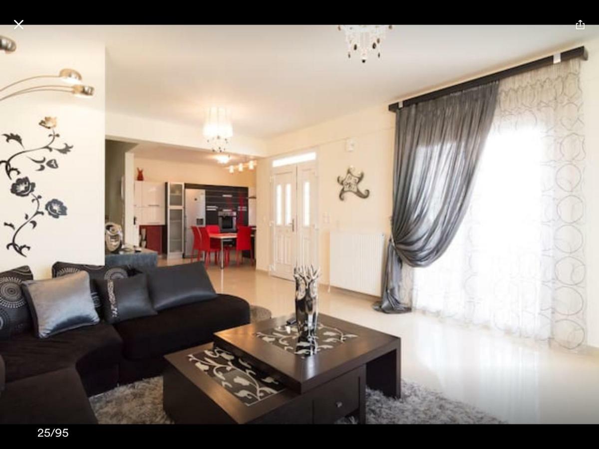 Artisti Elena Apartment ปาราเลียกาเตอรีนิส ภายนอก รูปภาพ